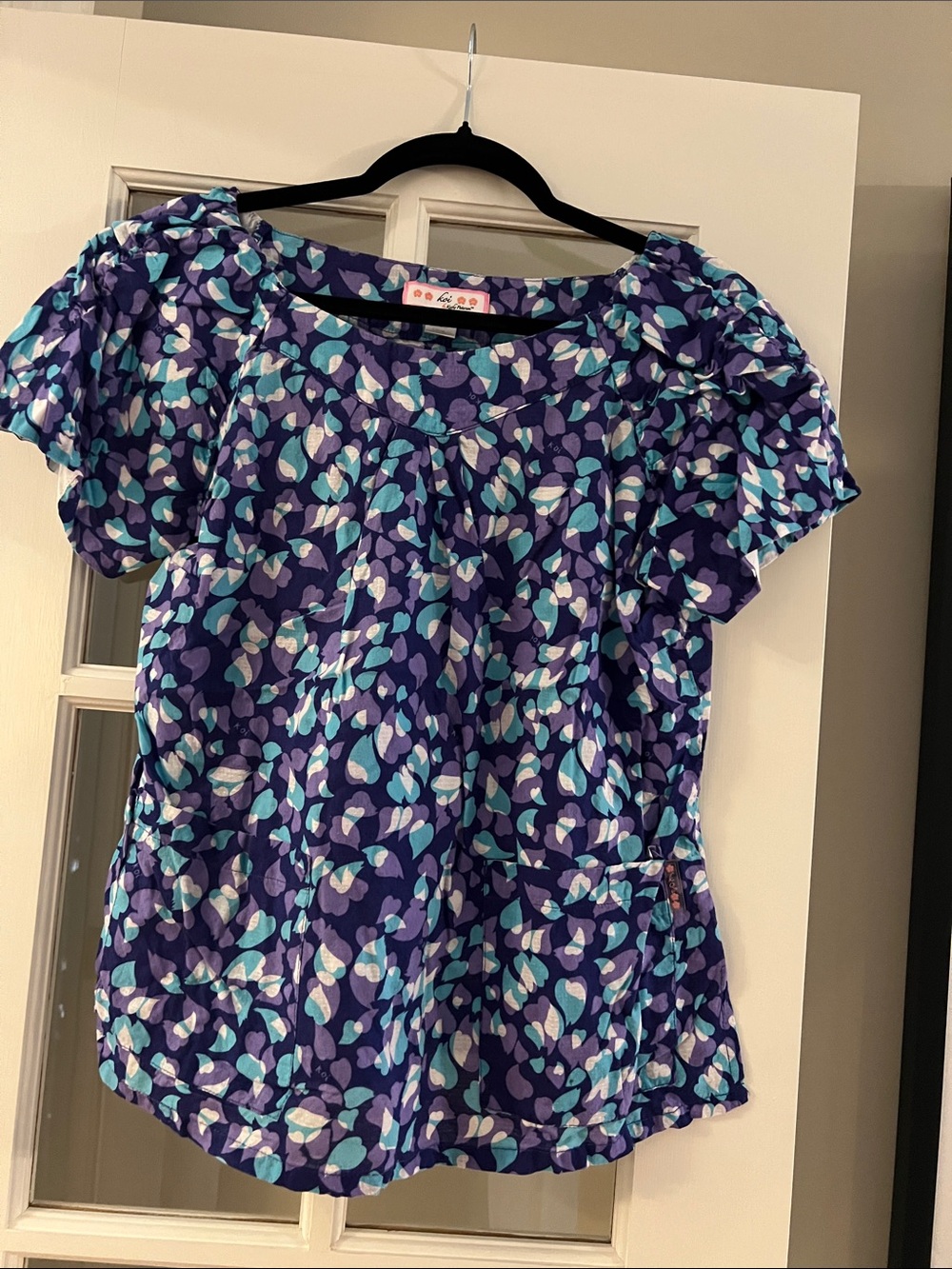 Koi Women's Purple Patterned Short-Sleeve Scrub Top